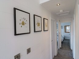 Number 43 The Poplars