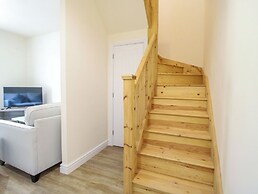 Kempton Park Cottage