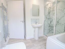 Kempton Park Cottage