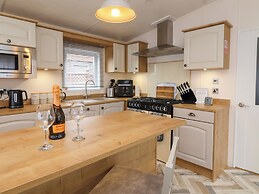 Kingfisher Lodge 36