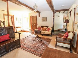 Mickle Trafford Manor