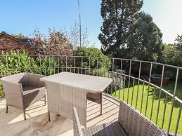 Mickle Trafford Manor