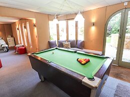 Mickle Trafford Manor