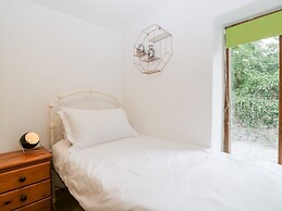 Mistletoe Cottage
