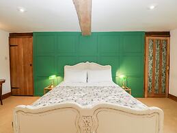 Mistletoe Cottage