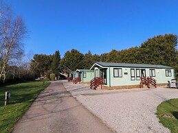 Lodge 2