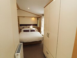 Lodge 2