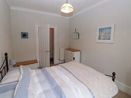 The English School, Flat 2