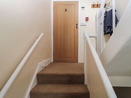 The English School, Flat 2