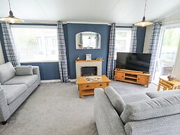 Sunset Lodge