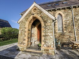 Church Llygad Y Dyffryn