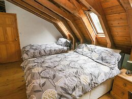 Church Llygad Y Dyffryn