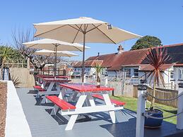 Flat 4, Big Tree Holiday Flats