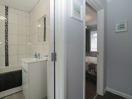 Flat 4, Big Tree Holiday Flats