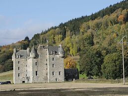 6 Strathtay Lodges