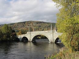 6 Strathtay Lodges