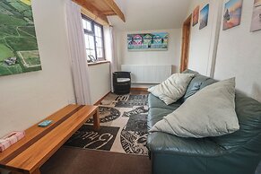 Horseshoe Cottage