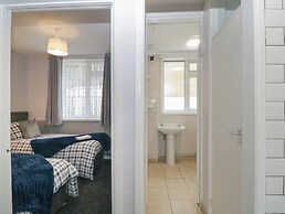 Flat 1, Big Tree Holiday Flats