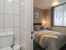 Flat 2, Big Tree Holiday Flats