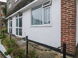 Flat 2, Big Tree Holiday Flats