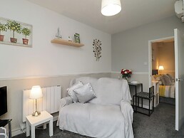 Flat 2, Big Tree Holiday Flats