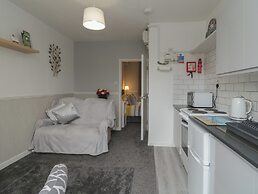 Flat 2, Big Tree Holiday Flats