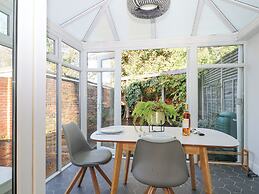 7 Daltons Place