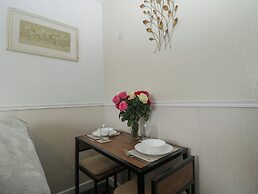 Flat 3, Big Tree Holiday Flats