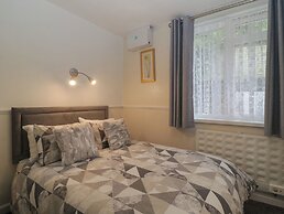 Flat 3, Big Tree Holiday Flats