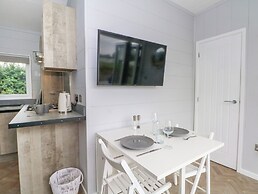 Sutton Fields Chalet