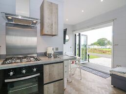 Sutton Fields Chalet