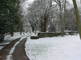 Danby Lodge