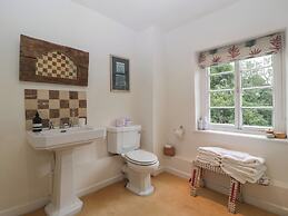 Danby Lodge