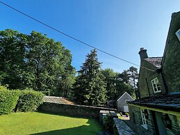 Danby Lodge
