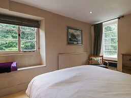 Danby Lodge