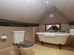 Danby Lodge