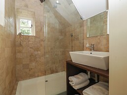 Danby Lodge