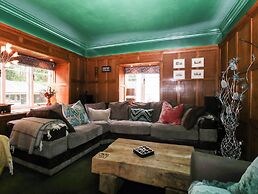 Danby Lodge