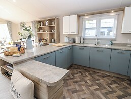 Brocklebank Lodge, 35