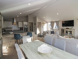 The Three Bears Lodge, Coniston Drive 11