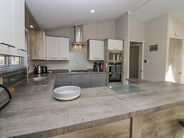 The Three Bears Lodge, Coniston Drive 11