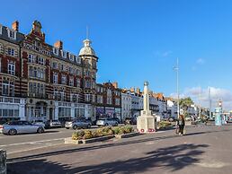 18 Chamberlaine Road