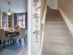 18 Chamberlaine Road