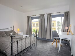 Harbourside Apartment