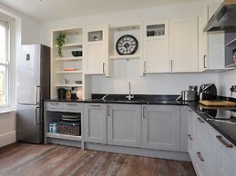 Harbourside Apartment