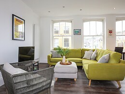 Harbourside Apartment