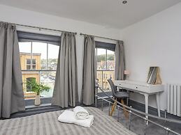 Harbourside Apartment