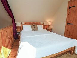 Horseshoe Cottage
