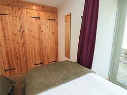 Horseshoe Cottage
