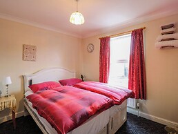 Peak House